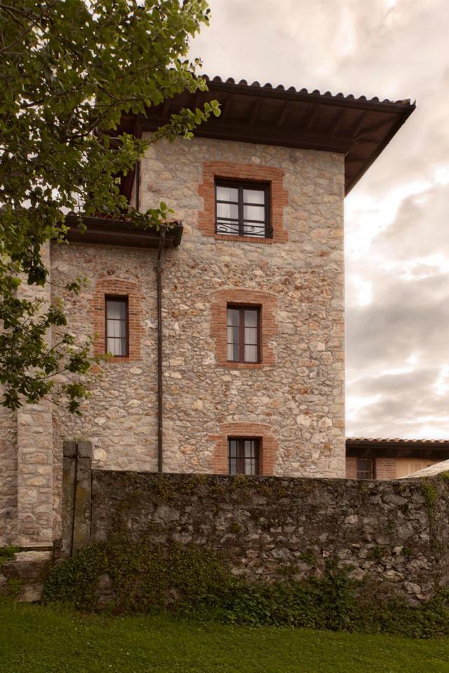 Hotel Villa Miramar Llanes Exterior photo
